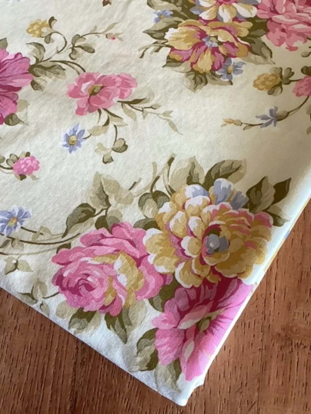 Zina Vasi Tablecloth Floral Oval 60'x104
